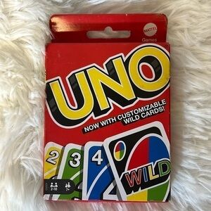 Uno Family Card Game 2-10 Players Ages 7+
